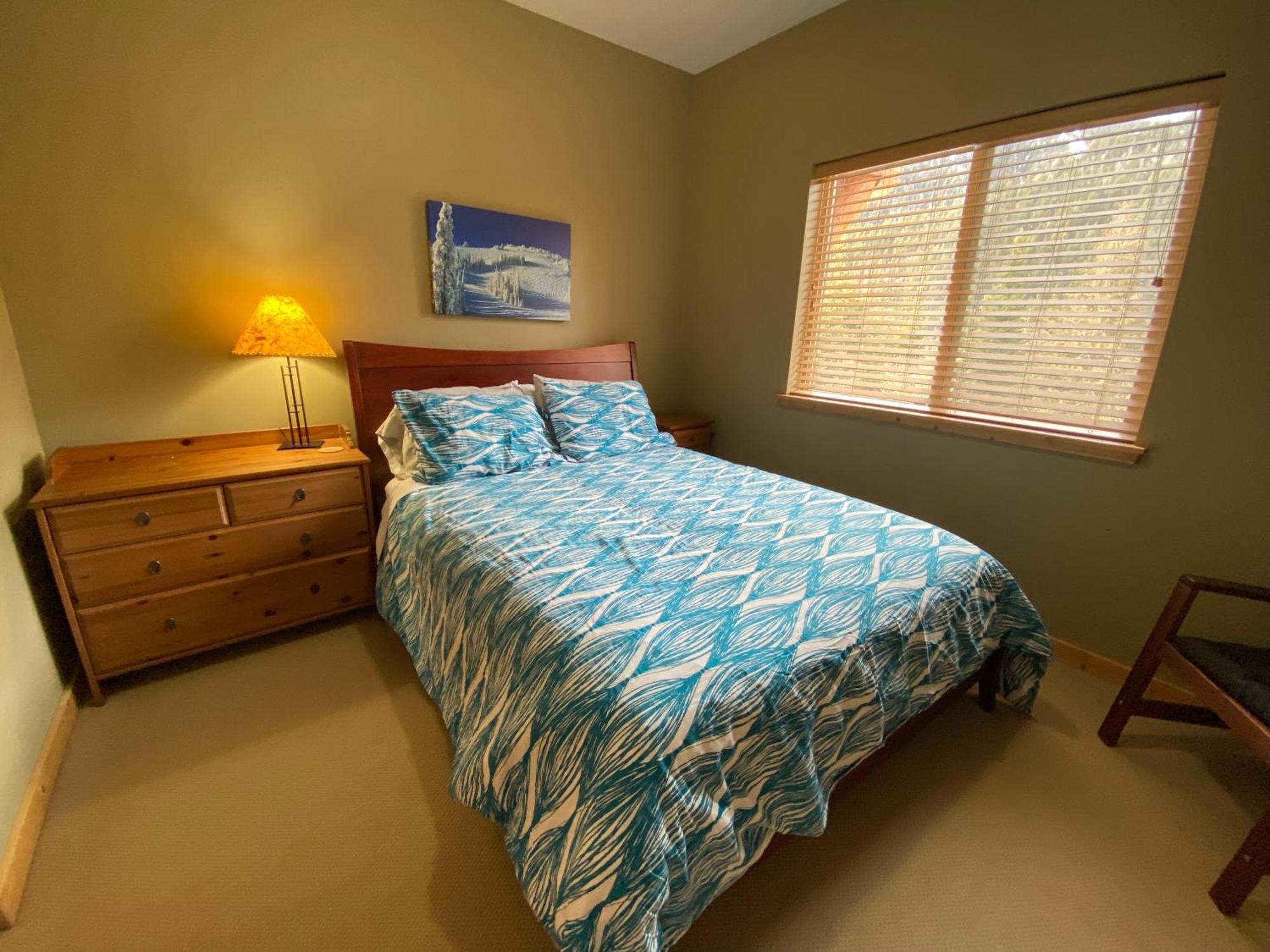 Morrisey Chalet At Sun Peaks Bagian luar foto