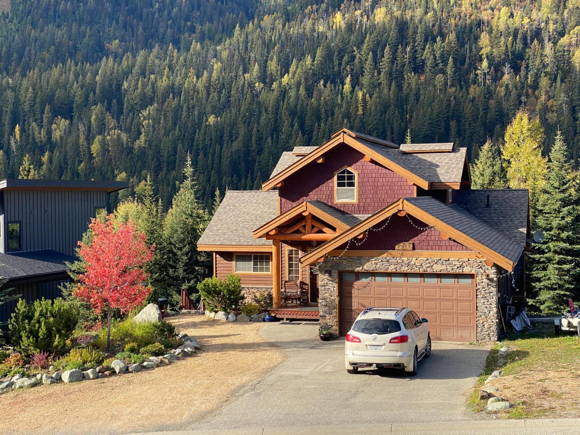 Morrisey Chalet At Sun Peaks Bagian luar foto